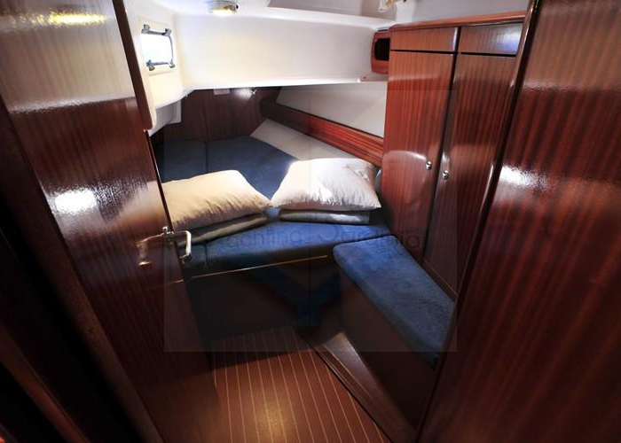 Tommy | Bavaria 38 photo 10