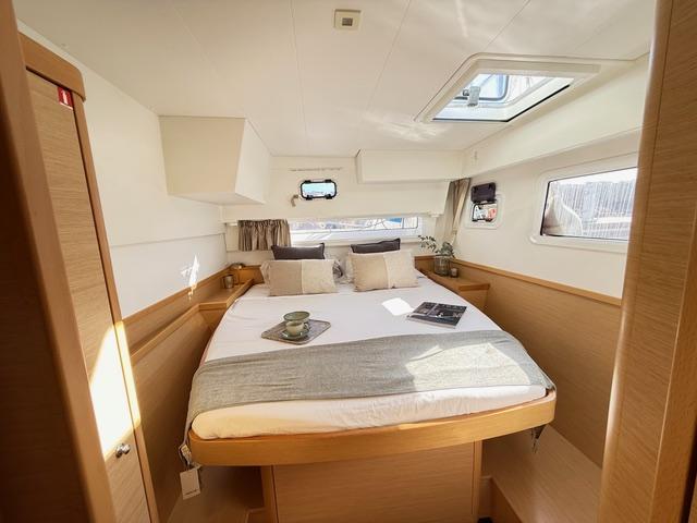 Mares | Lagoon 42 photo 17