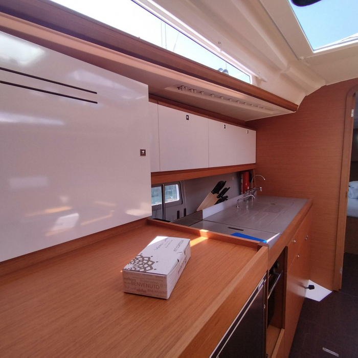 Yaya | Dufour 390 photo 28