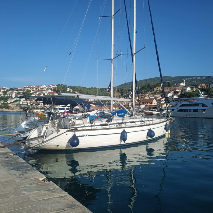 Freedom | Bavaria 44 photo 11