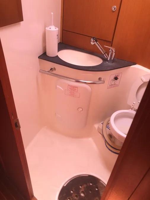 AQUA DREAM | Bavaria 43 Cruiser photo 9