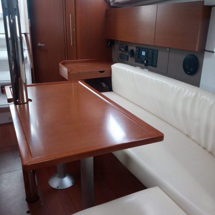 Beghe | Oceanis 35.1 photo 11