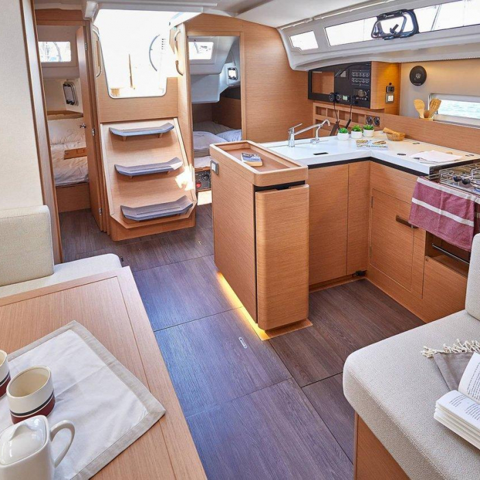 Sea Breeze | Sun Odyssey 410 photo 18