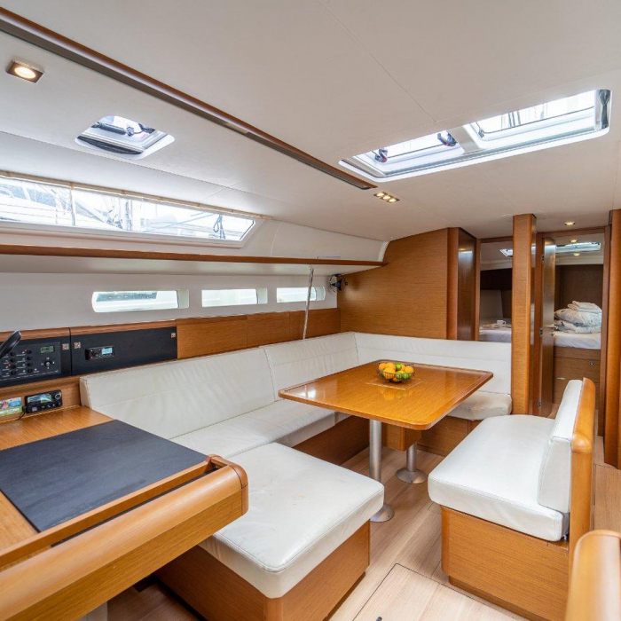 Ciao Bao | Sun Odyssey 519 photo 16