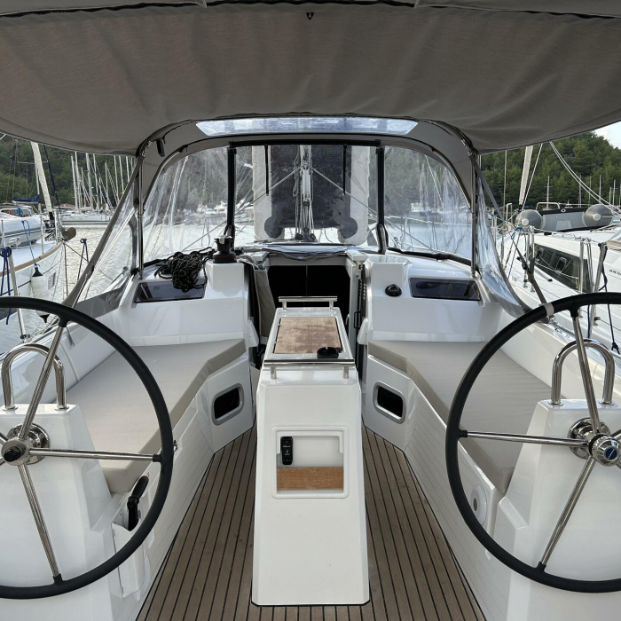 Sail Altair 1 | Oceanis 34.1 photo 1