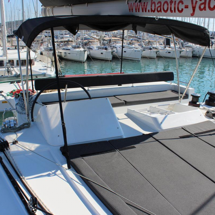 Baros | Lagoon 450 photo 6