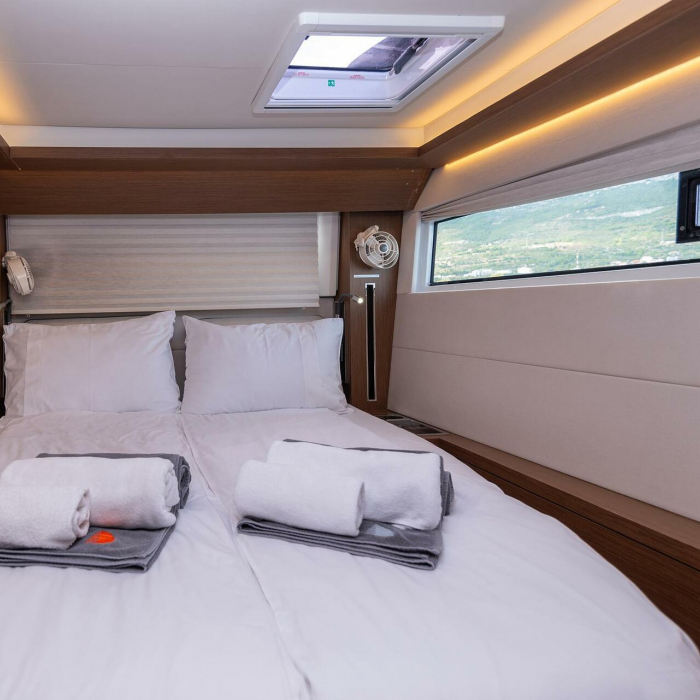 Katka | Lagoon 50 photo 15