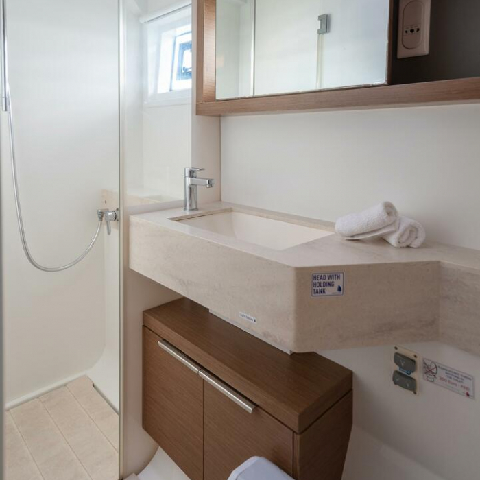 Katka | Lagoon 50 photo 26