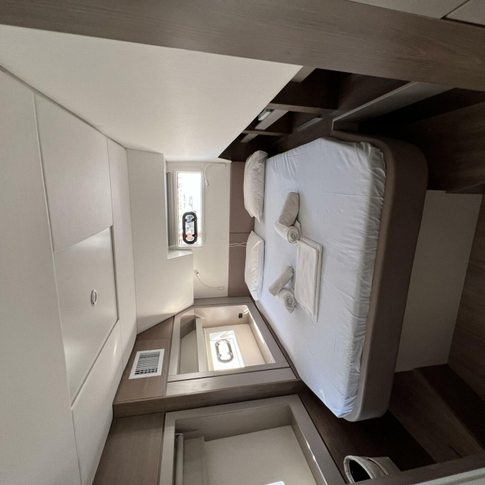 Star Velvet (A/C, Generator, Water Maker, dishwasher) | Bali 4.6 photo 9