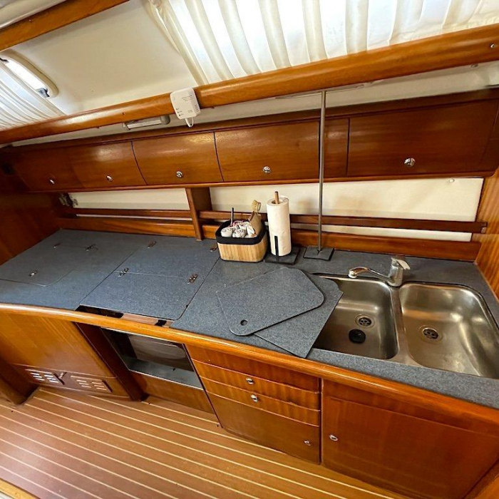 Mirna | Bavaria 44 photo 13