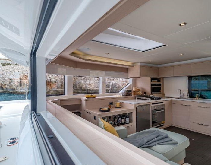 Hydrus | Lagoon 55 photo 56