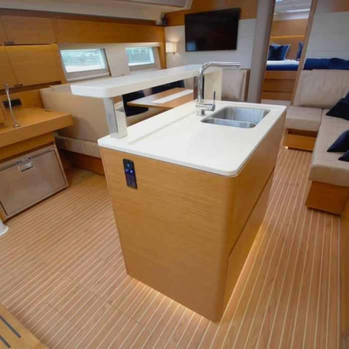 Eclipse | Hanse 588 photo 10