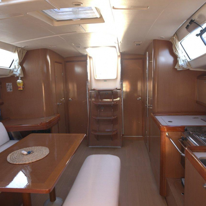 Aias | Oceanis 43 photo 9