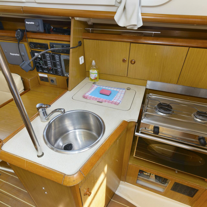 Carmen | Sun Odyssey 32 photo 9