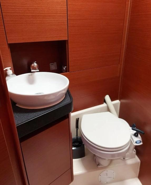 Polynoe | Hanse 418 photo 8