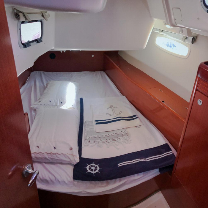 Rhapsody | Oceanis 43 photo 11