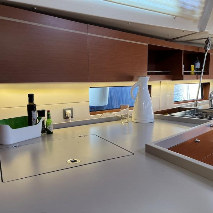 Marilyn | Oceanis 46.1 photo 4