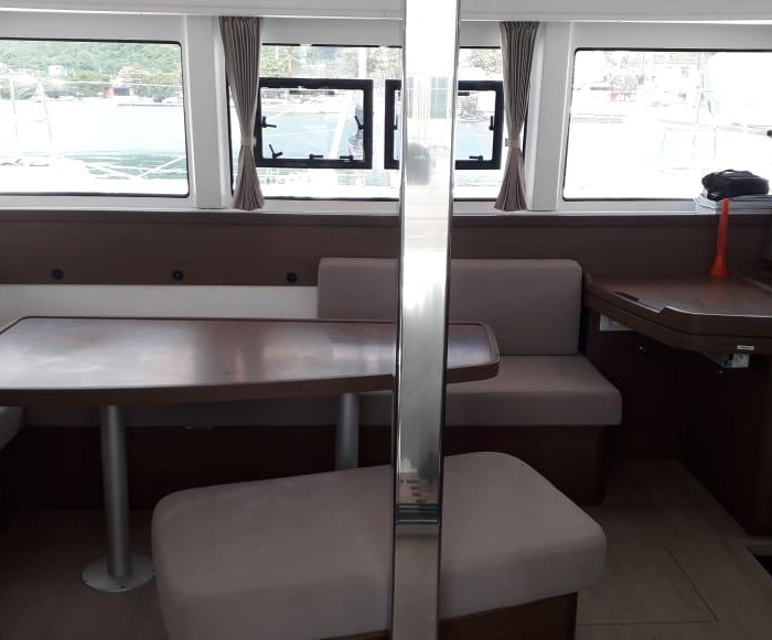 Uiara | Lagoon 42 photo 16