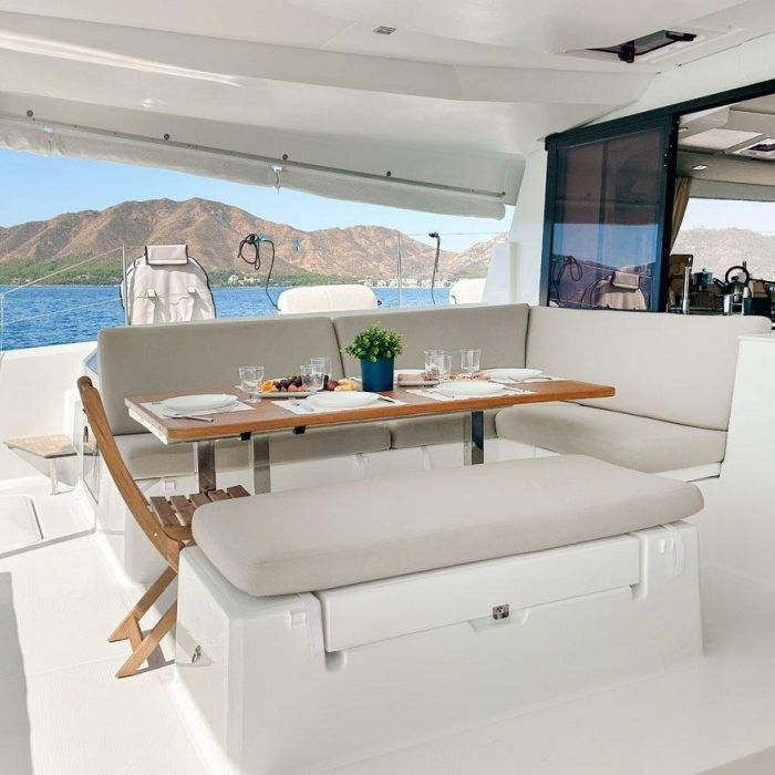 Angara | Fountaine Pajot Tanna 47 photo 27