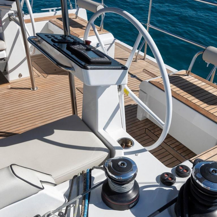 Philia | Oceanis 54 photo 9