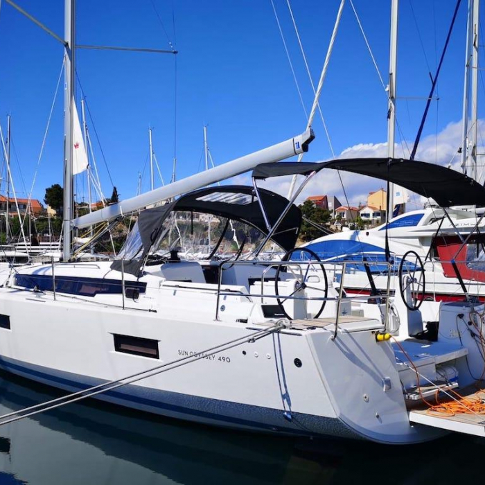 Persik | Sun Odyssey 490 photo 1
