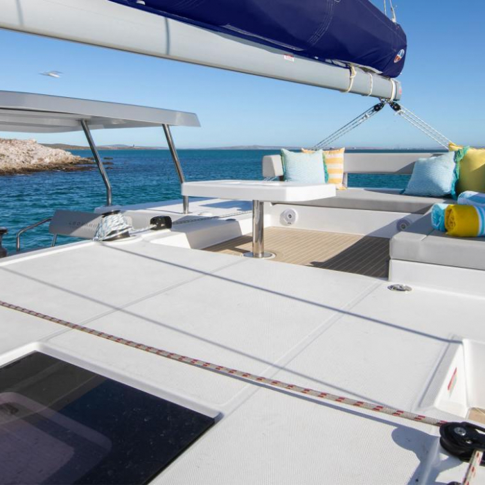  | Moorings 4200/3 photo 4