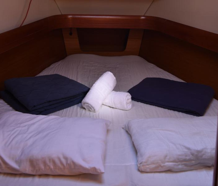 Triton (NEW sails 2021) | Sun Odyssey 42 i photo 4