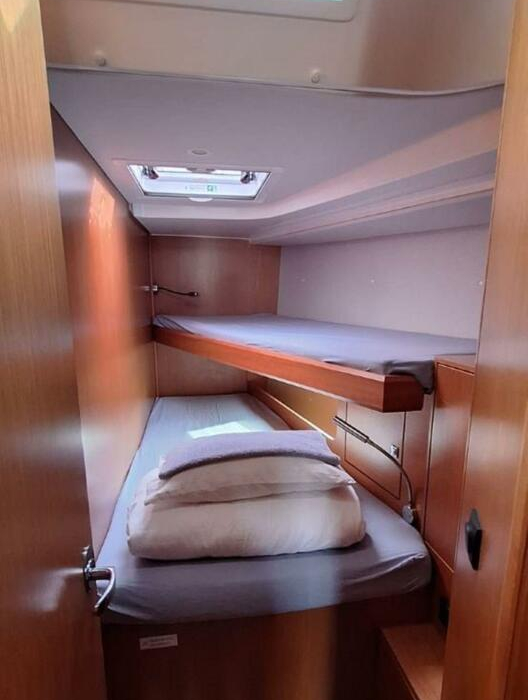 Bluna | Bavaria C45 photo 7