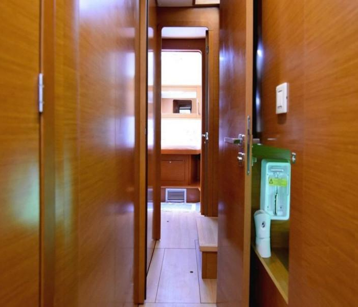 Omiros II | Lagoon 450 Flybridge photo 28