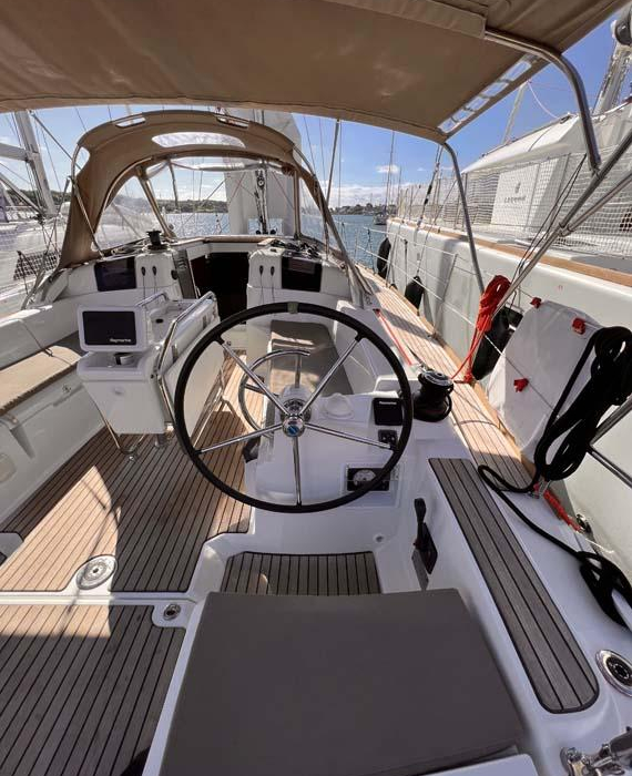 MoElli | Sun Odyssey 389 photo 6