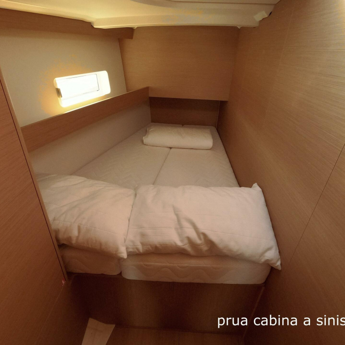 Melusina | Sun Odyssey 490 photo 9