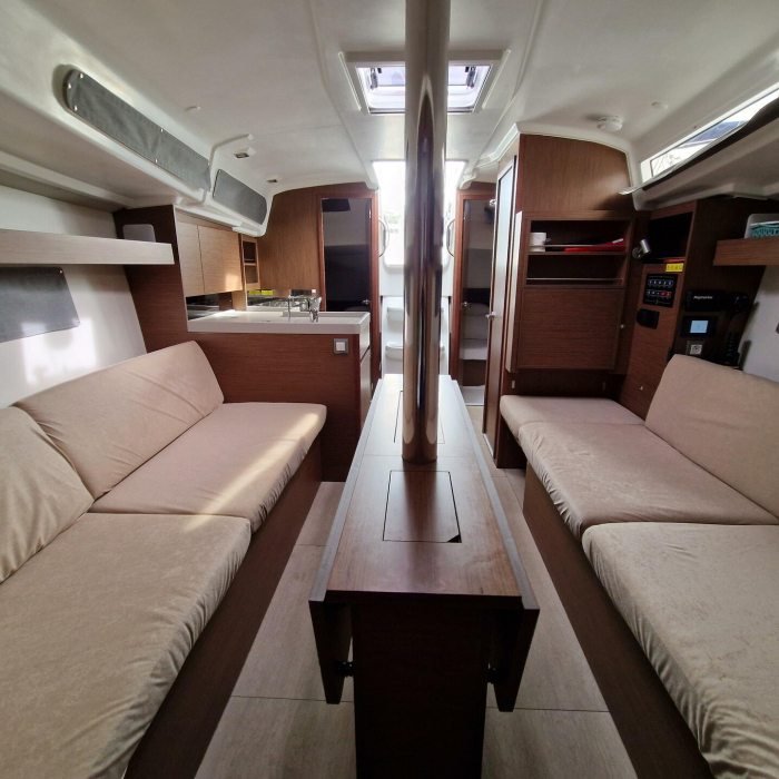 Navicela | Oceanis 34.1 photo 15