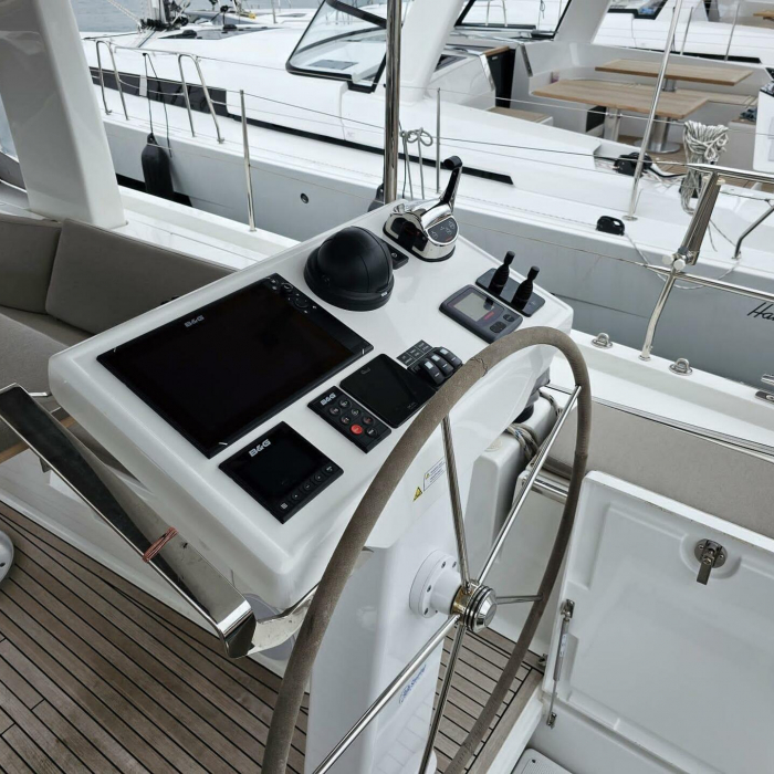 MiR | Hanse 548 photo 6