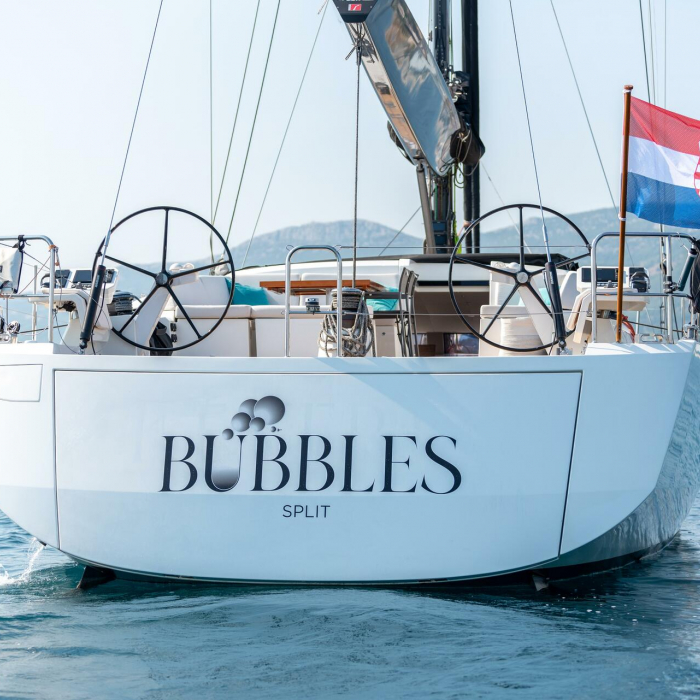 Bubbles | CNB 76 photo 15