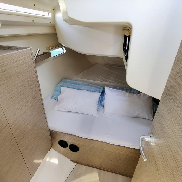 Fany | Hanse 388 photo 14