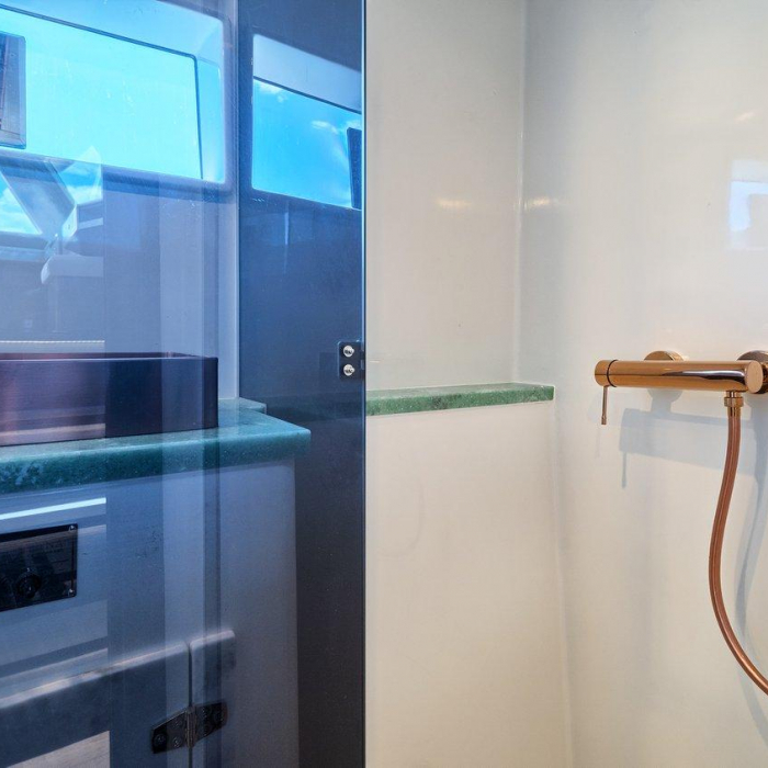 Gold | Luna 49 photo 25