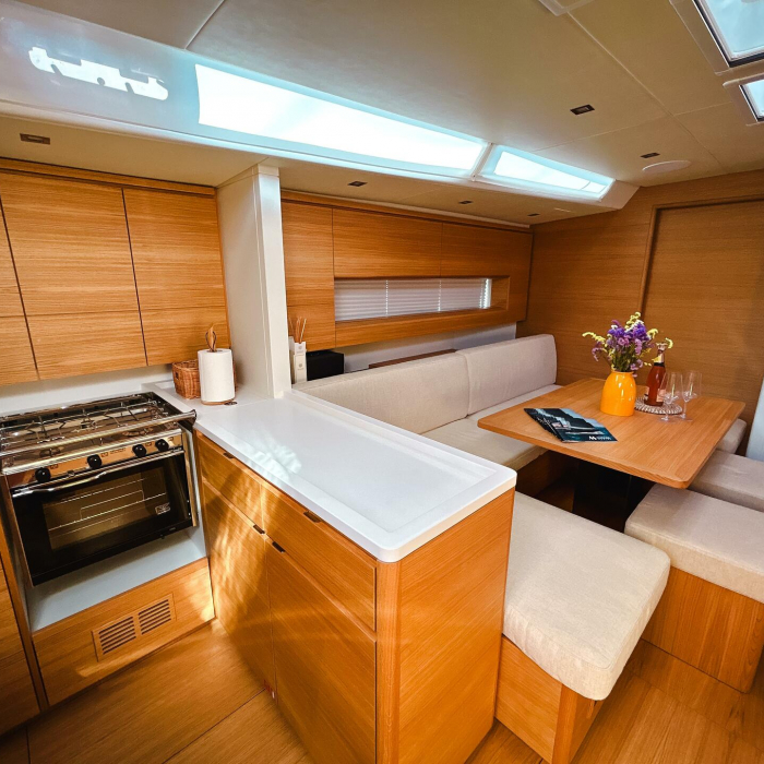 Never Quiet | Solaris 50 photo 23