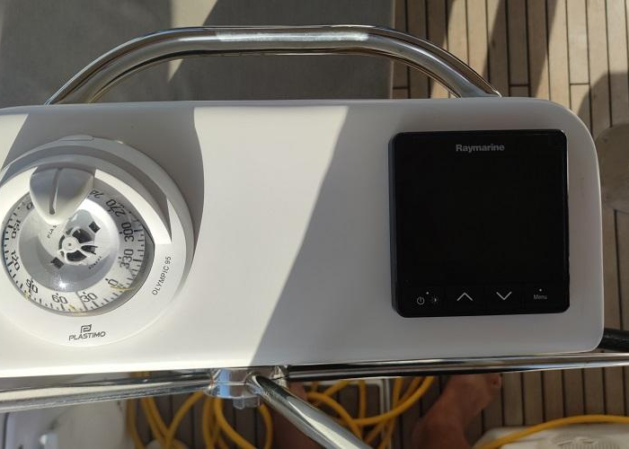 Gracia | Dufour 360 photo 14