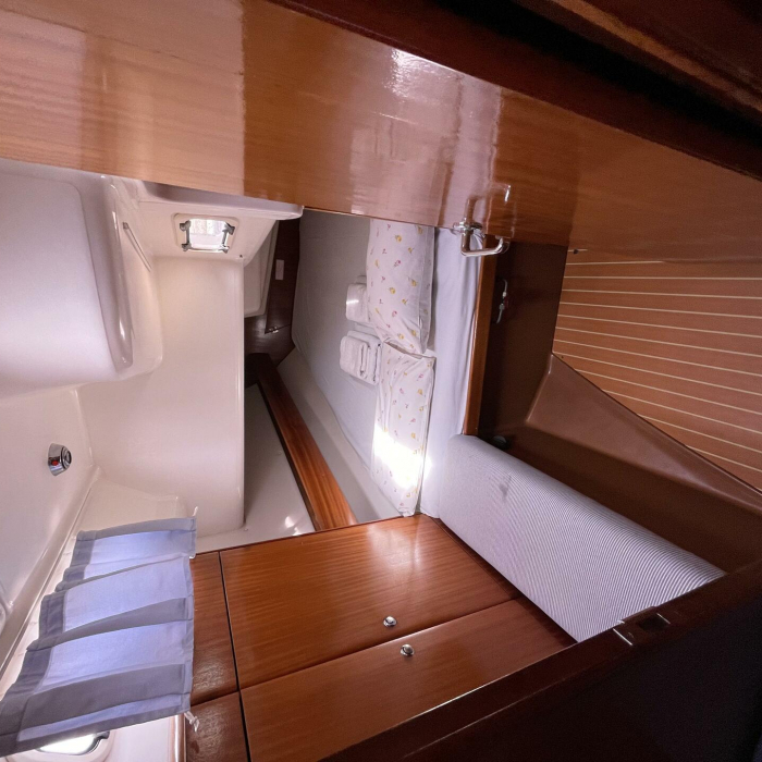 Danai (with Bowthruster ,Solar Panels, New Sails) | Bavaria 44 photo 4