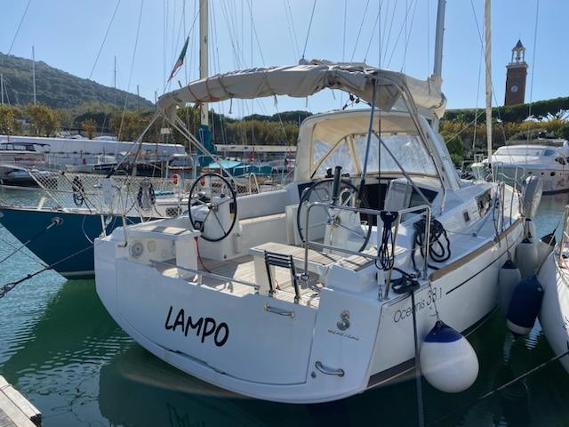 Lampo | Oceanis 38.1 photo 6