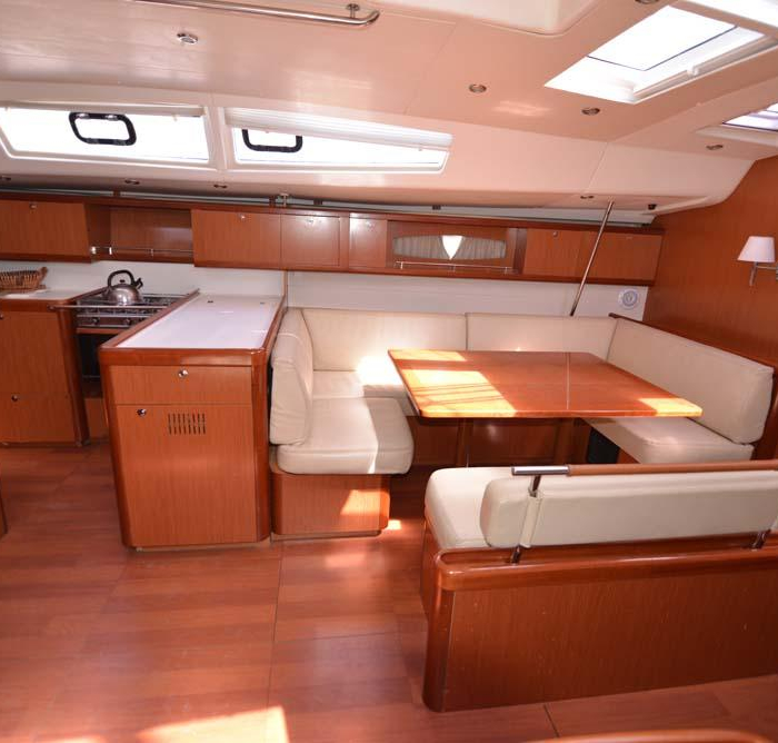 Captain John | Oceanis 54 photo 9