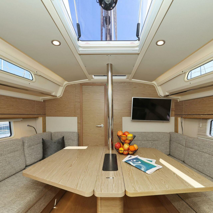 Brukus | Hanse 388 photo 12