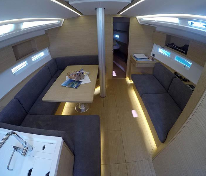 Sportski Vuk 44 | Grand Soleil 44 photo 23