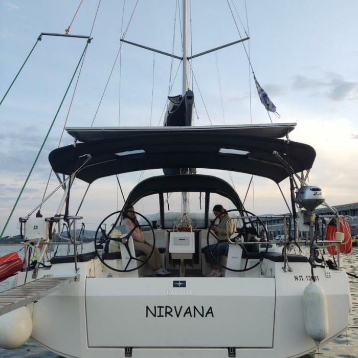 Nirvana | Bavaria C42 photo 14