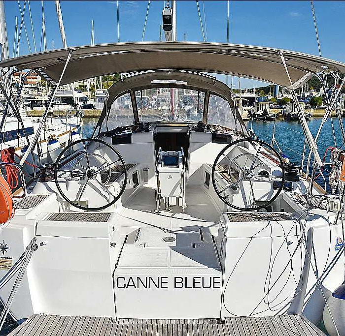 Economy | Sun Odyssey 449 photo 21