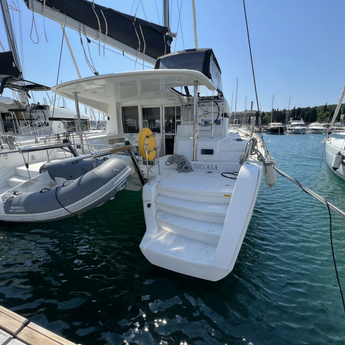 Nirvana | Lagoon 39 photo 1