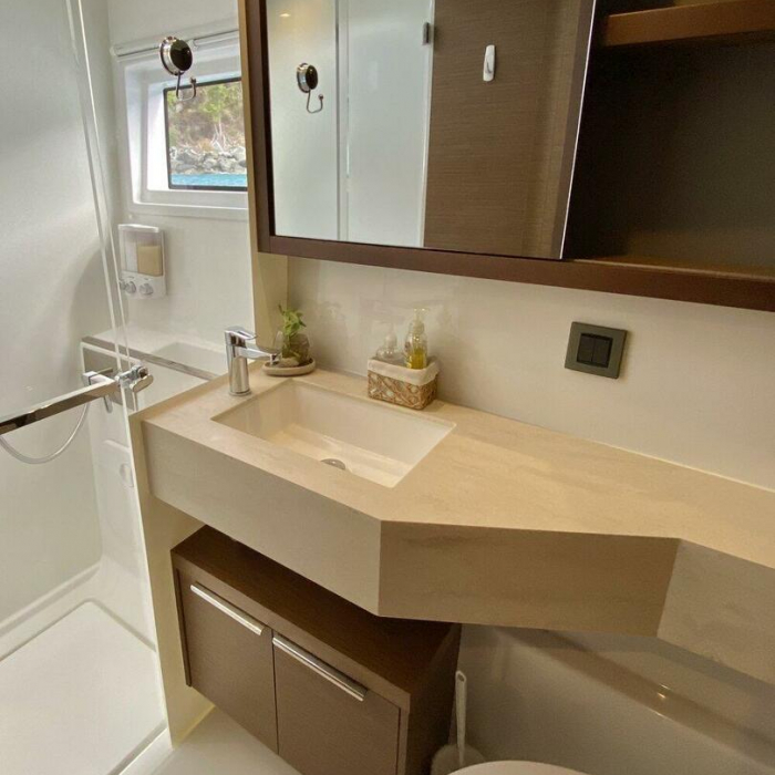 Maryna | Lagoon 46 photo 41