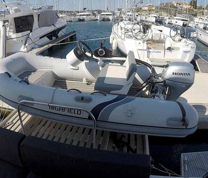 Zuzo 1ST | Lagoon 50 photo 3