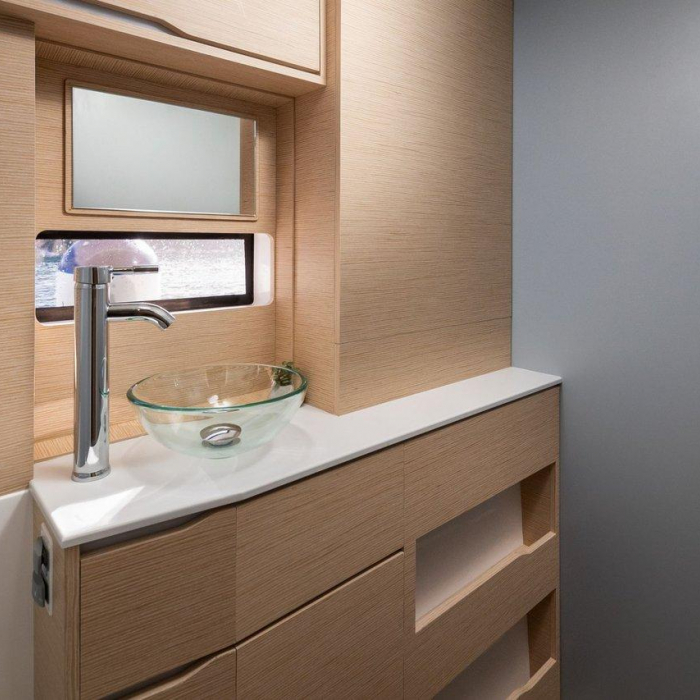 Du Du | Cervetti 44 photo 18