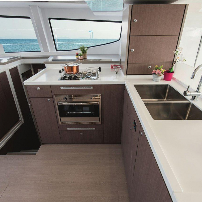 Honour | Bali 4.8 OW photo 19